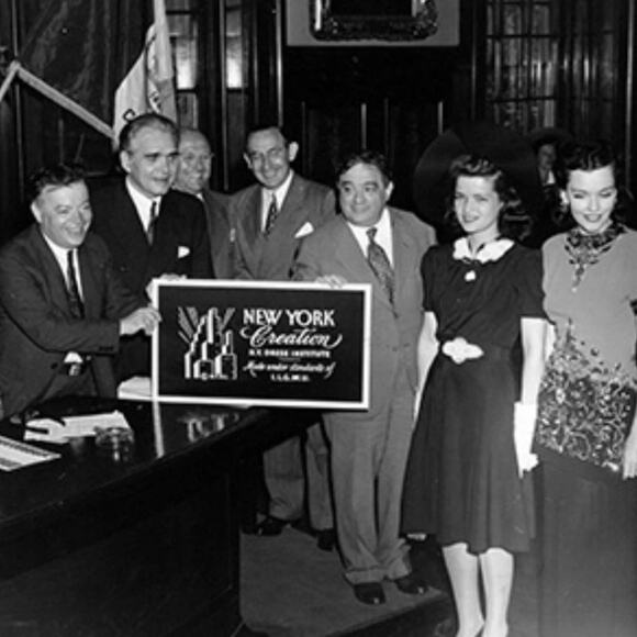 VINTAGE 1940s NY Dress Institute Cocktail Dress - Picture 5 of 11